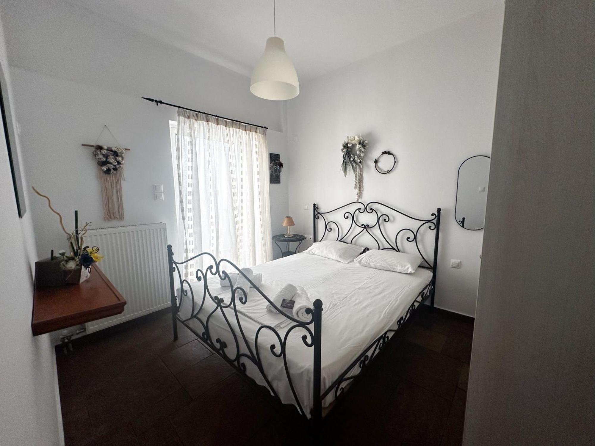 Portolos Apartments - Filiatro วาธี ภายนอก รูปภาพ